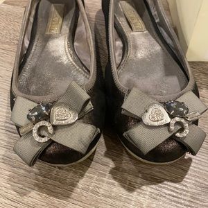 Coach caper pewter flats 8